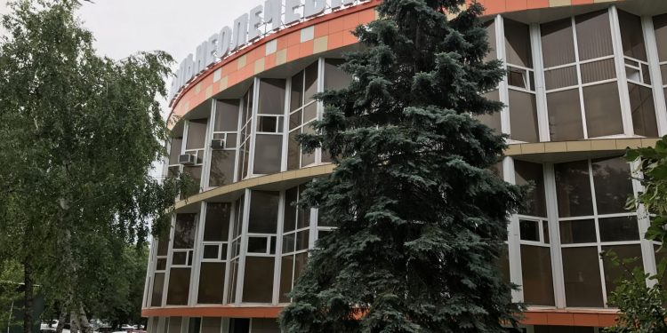 Бальнеолечебница Краснодар . Лечение ультрафиолетом с аппаратом Экосвет1